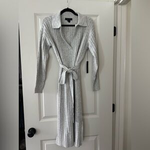Tahari Gray Ribbed Knit Dress